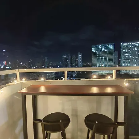 Cozy Manhattan Araneta Cubao
